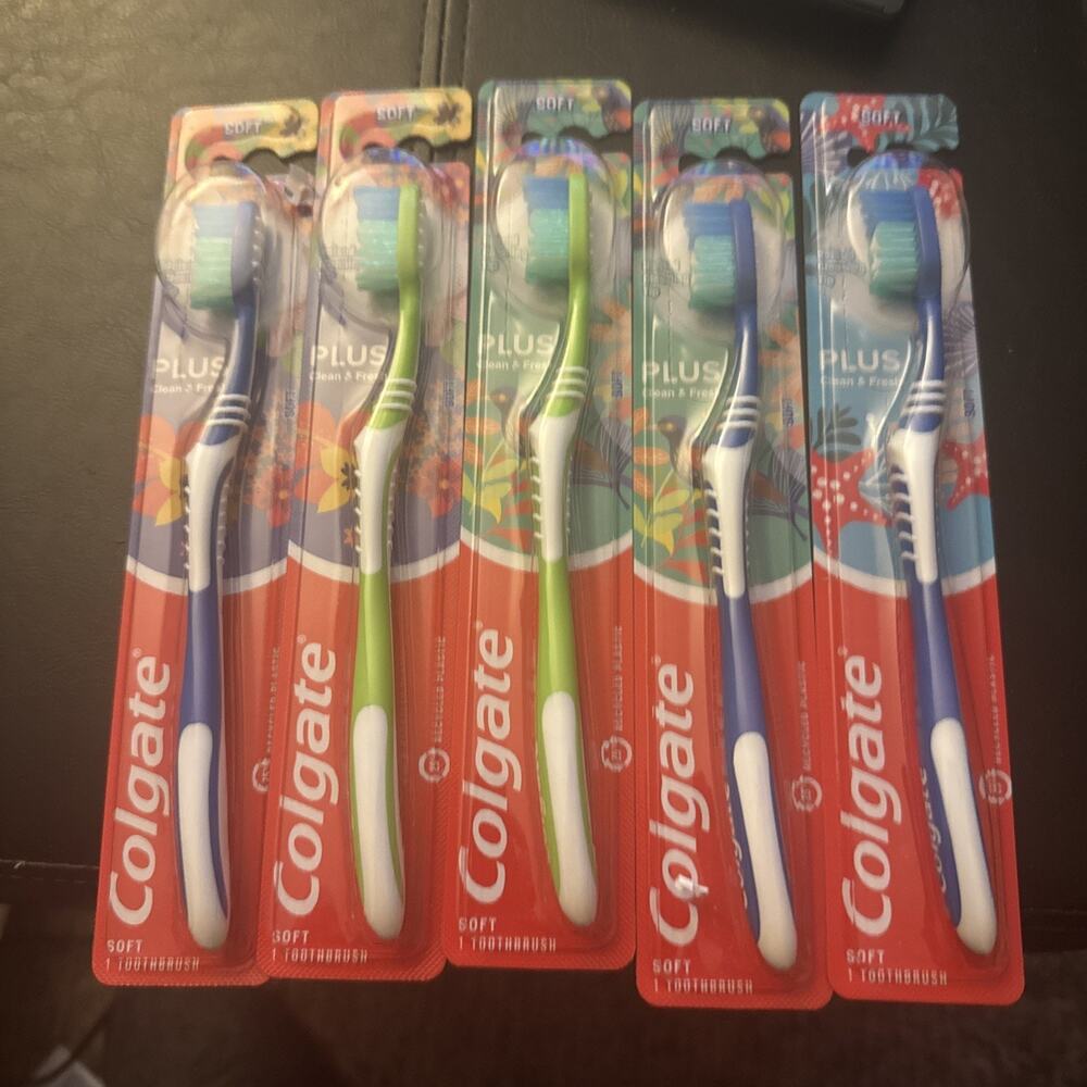 Lot Of 5 Colgate Soft Plus Clean And Fresh Toothbrushes